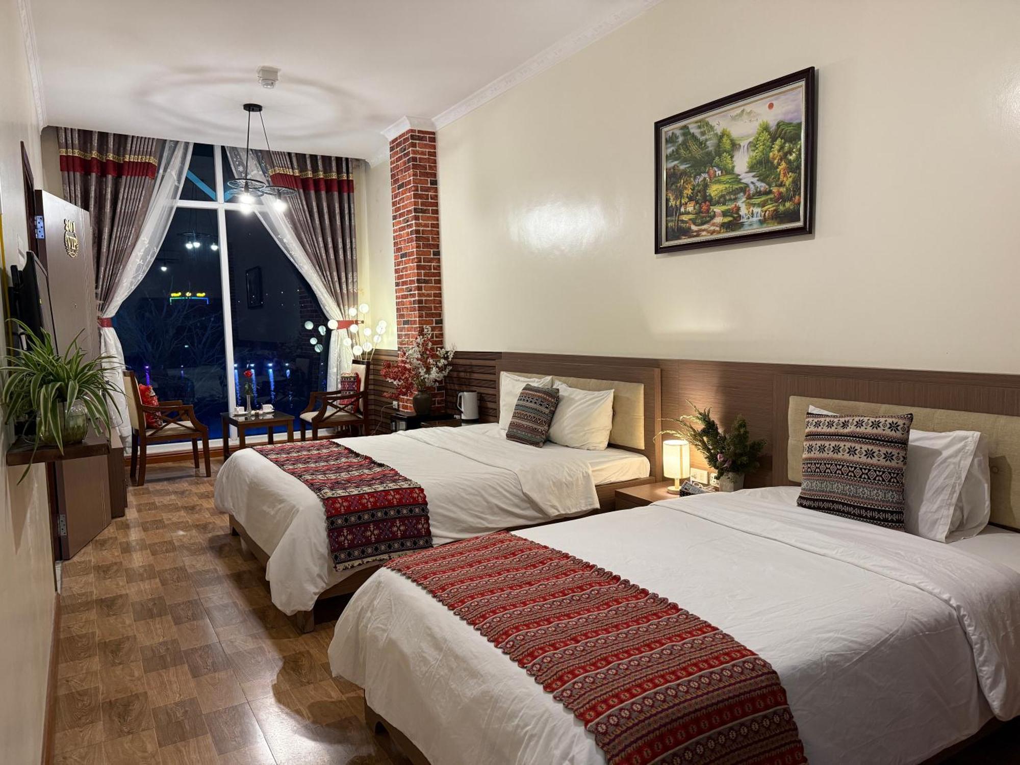Anh Hong Hotel Ta Lan Than Buitenkant foto